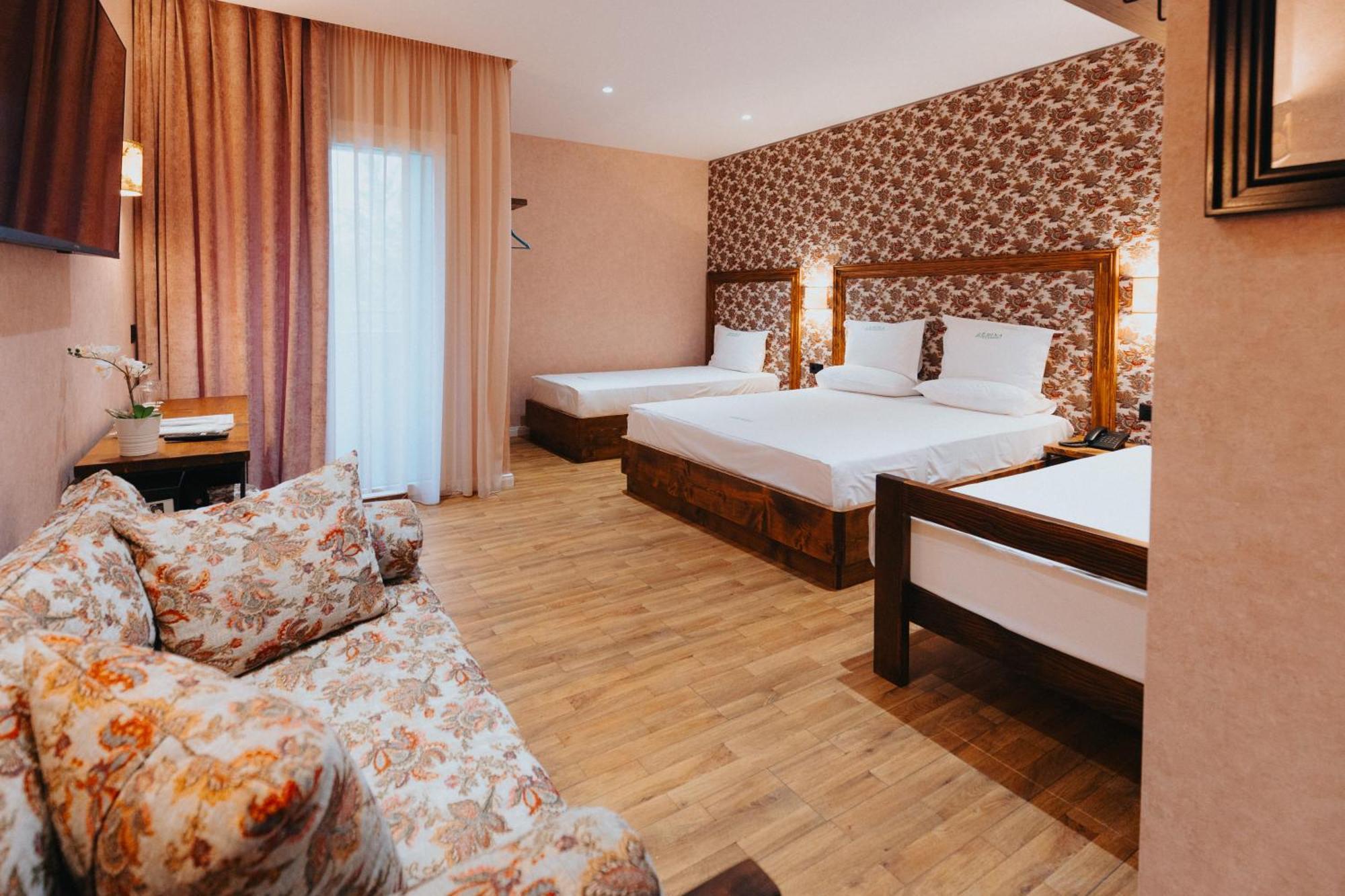 Ledina Hotel Orikum Dış mekan fotoğraf